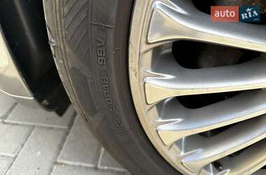 Седан Ford Fusion 2012 в 