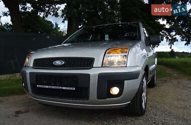 Хетчбек Ford Fusion 2010 в Ужгороді
