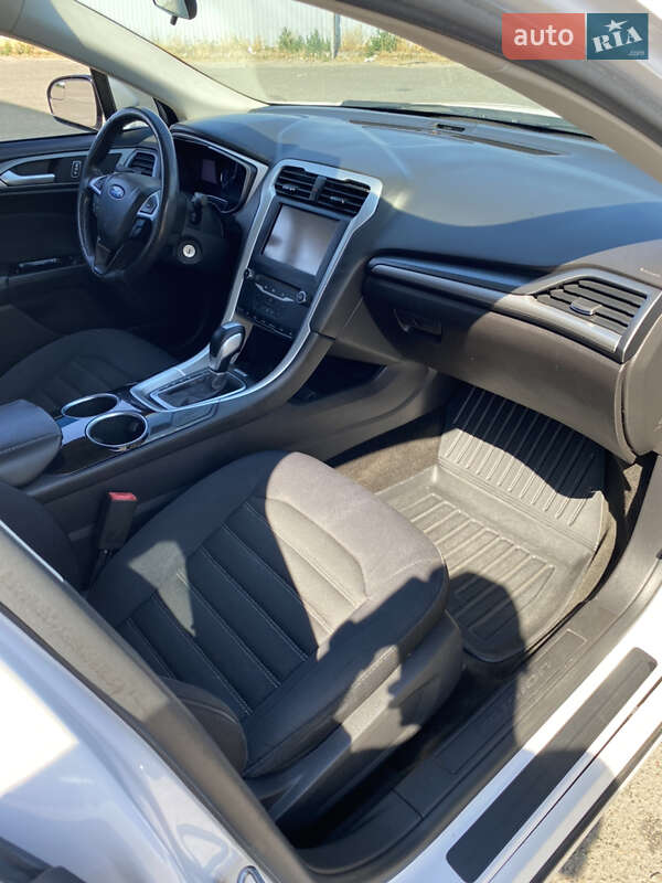 Седан Ford Fusion 2013 в Киеве