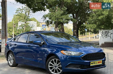 Седан Ford Fusion 2016 в 