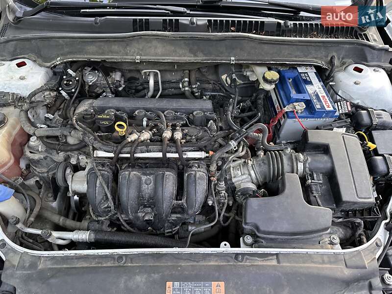 Седан Ford Fusion 2014 в Одесі