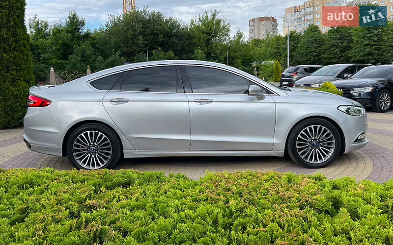 Седан Ford Fusion 2018 в Львові