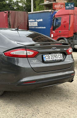 Седан Ford Fusion 2014 в 