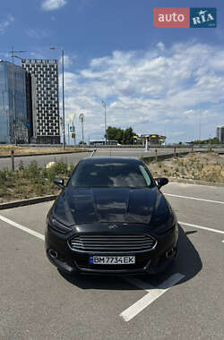 Седан Ford Fusion 2012 в 