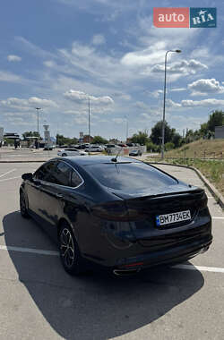 Седан Ford Fusion 2012 в 