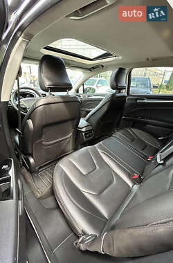 Седан Ford Fusion 2014 в 