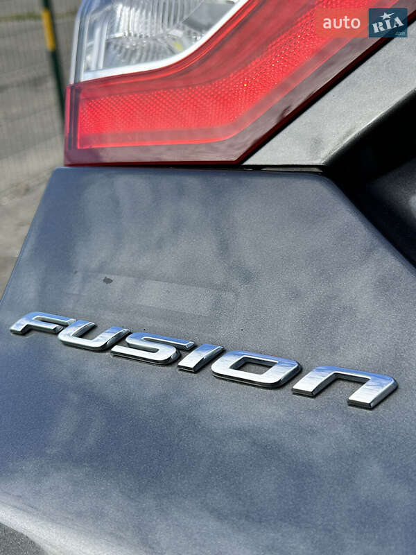 Седан Ford Fusion 2014 в Сумах