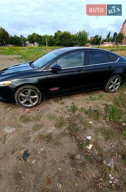 Седан Ford Fusion 2013 в 