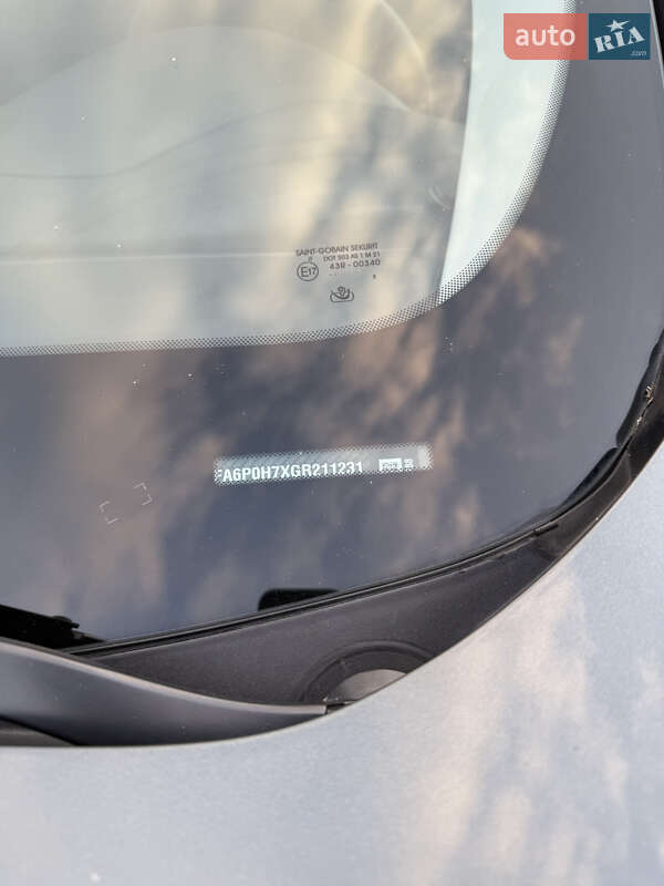Седан Ford Fusion 2015 в Дніпрі