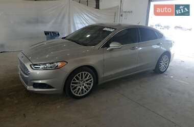 Ford Fusion 2015