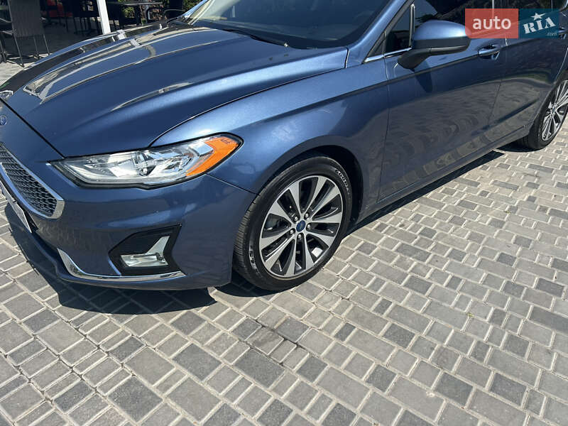 Седан Ford Fusion 2019 в Кропивницькому