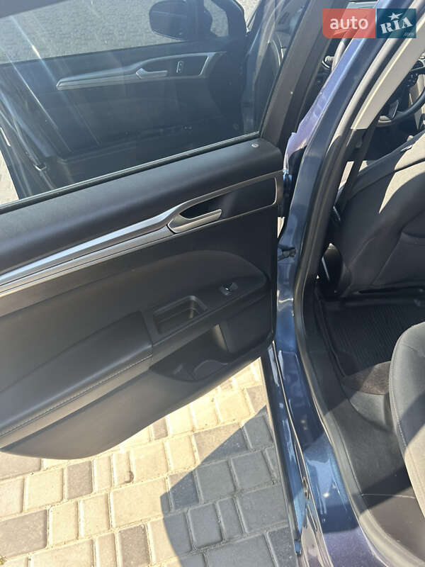Седан Ford Fusion 2019 в Кропивницькому