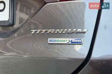 Седан Ford Fusion 2015 в 