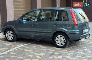 Хетчбек Ford Fusion 2004 в 