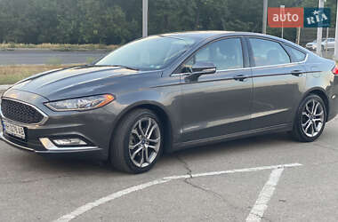 Седан Ford Fusion 2017 в 