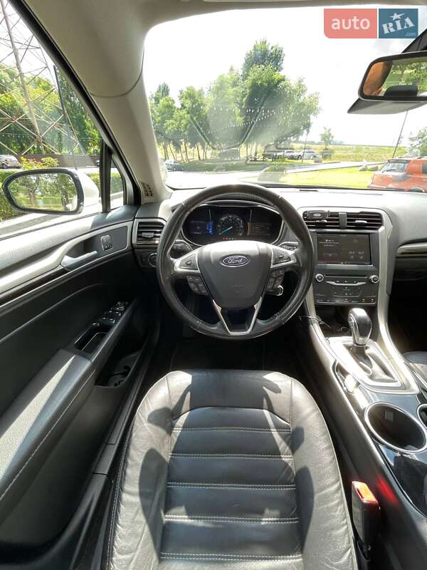 Седан Ford Fusion 2012 в Киеве фото 8 Седан Ford Fusion 2012 в Киеве