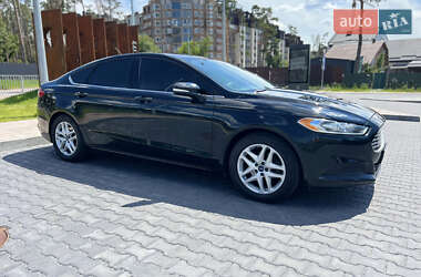 Седан Ford Fusion 2014 в 