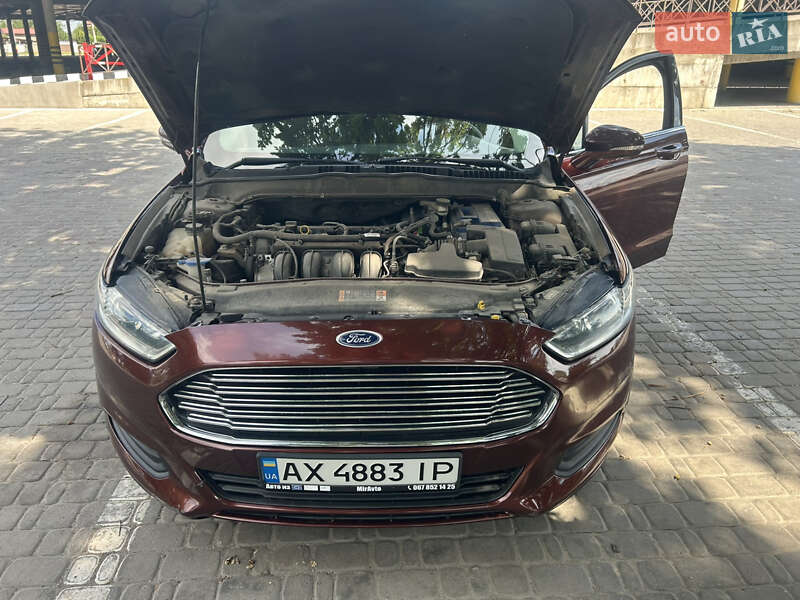 Седан Ford Fusion 2016 в Харкові