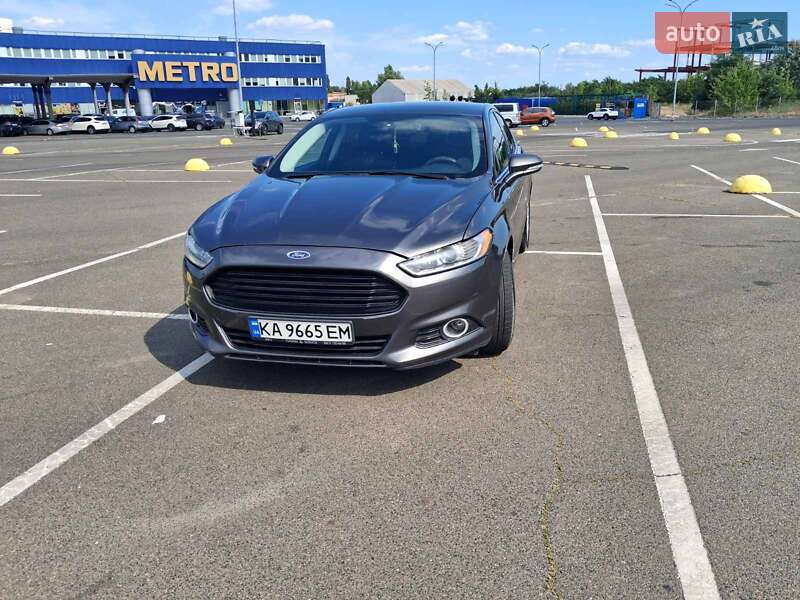 Седан Ford Fusion 2014 в Києві