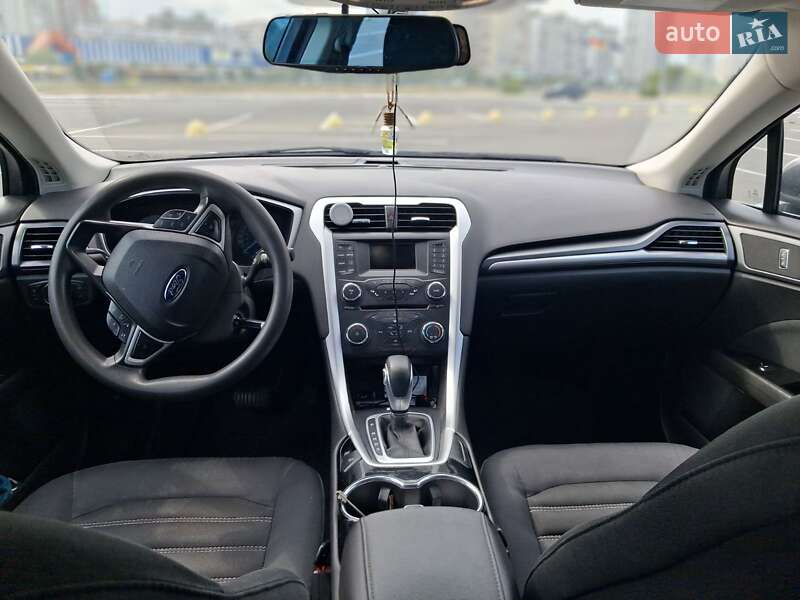 Седан Ford Fusion 2014 в Києві