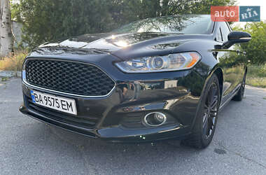 Седан Ford Fusion 2014 в 