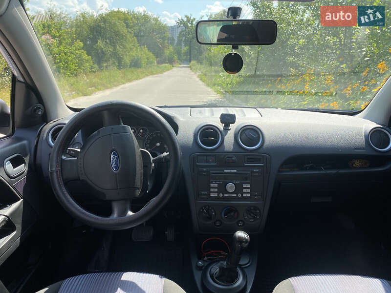 Хетчбек Ford Fusion 2008 в Харкові