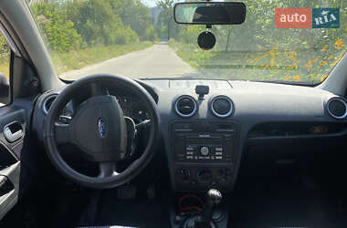Хетчбек Ford Fusion 2008 в 