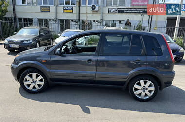 Хетчбек Ford Fusion 2006 в 