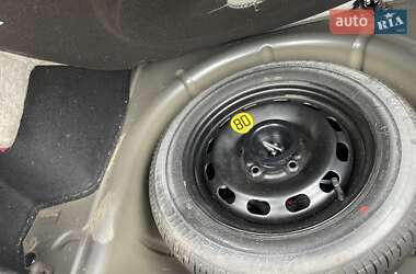 Хэтчбек Ford Fusion 2007 в 
