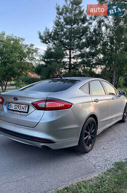 Седан Ford Fusion 2014 в 