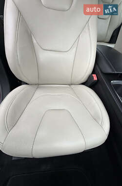 Седан Ford Fusion 2016 в 