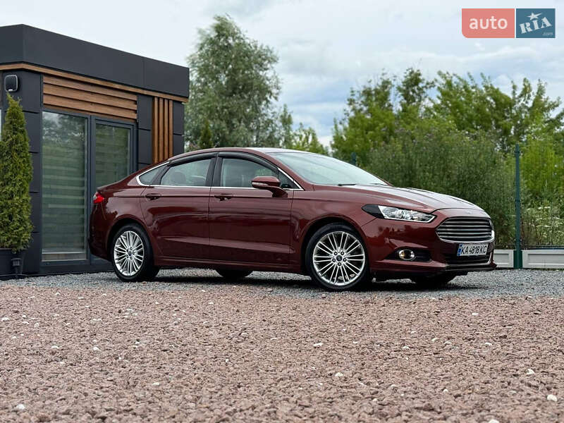 Седан Ford Fusion 2015 в Дрогобичі