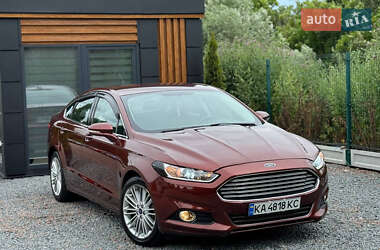 Седан Ford Fusion 2015 в 