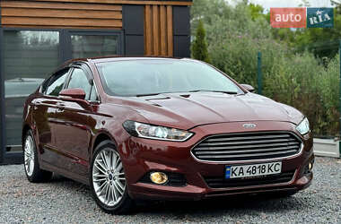 Седан Ford Fusion 2015 в 