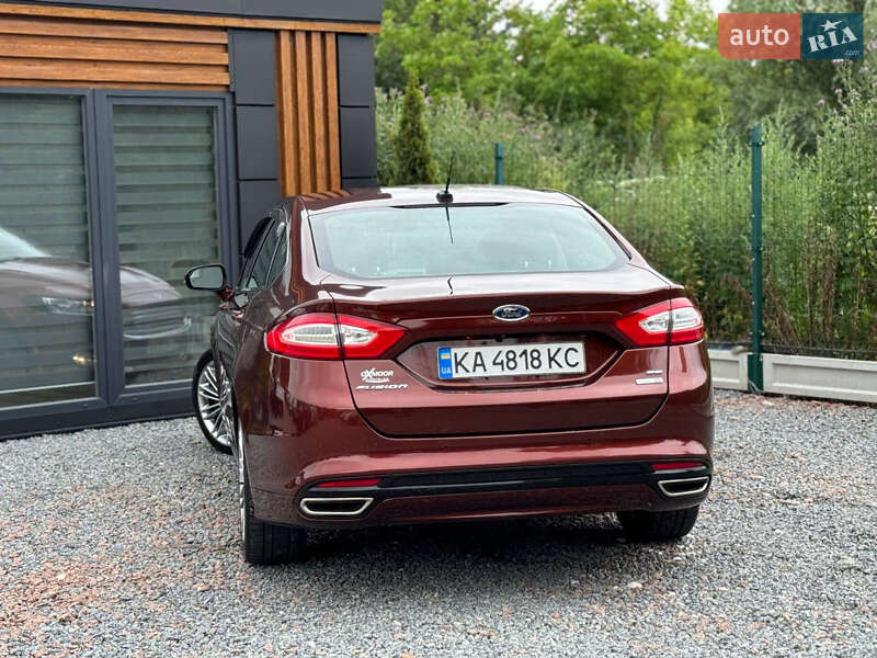 Седан Ford Fusion 2015 в Дрогобичі
