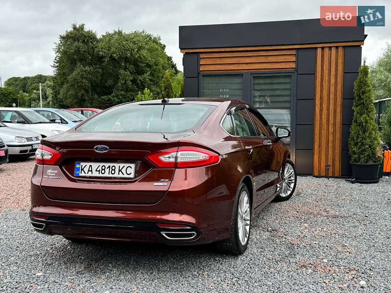 Седан Ford Fusion 2015 в Дрогобичі