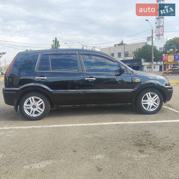Хэтчбек Ford Fusion 2003 в Одессе