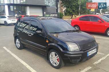 Хетчбек Ford Fusion 2003 в 