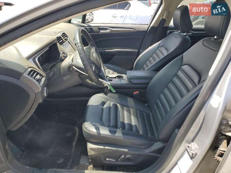 Седан Ford Fusion 2020 в Львові