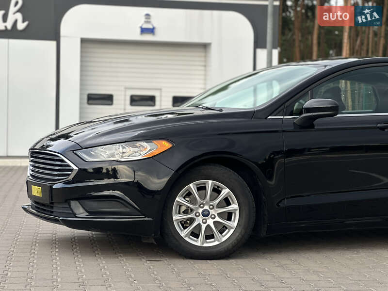 Седан Ford Fusion 2017 в Києві