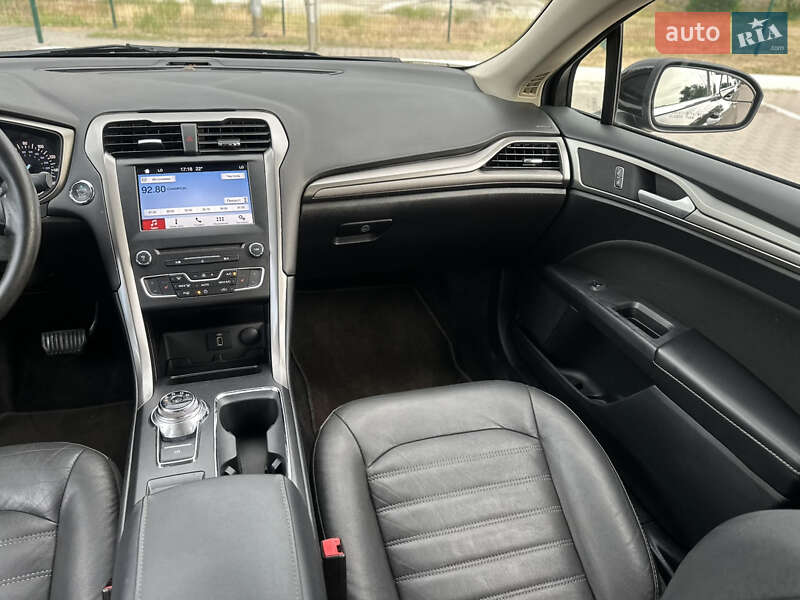 Седан Ford Fusion 2017 в Києві