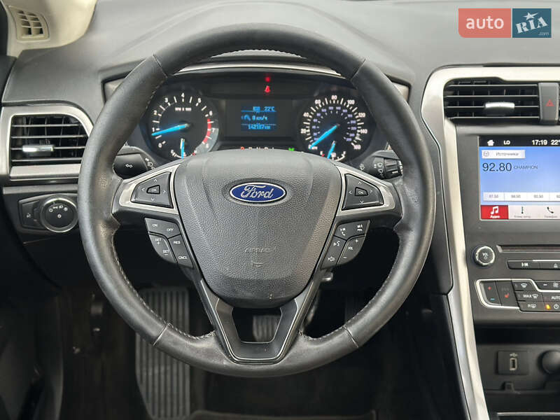 Седан Ford Fusion 2017 в Києві