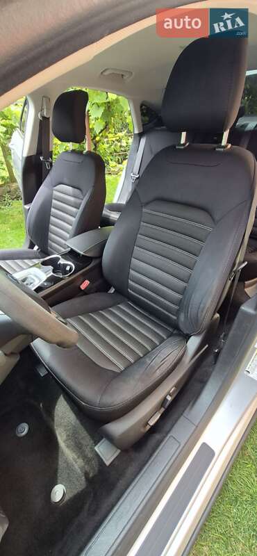 Седан Ford Fusion 2014 в Львове