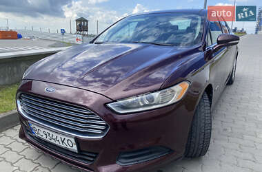 Седан Ford Fusion 2013 в Львові