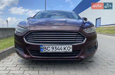 Седан Ford Fusion 2013 в 