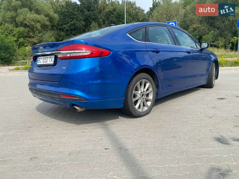 Седан Ford Fusion 2017 в Львове
