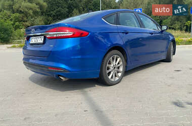 Седан Ford Fusion 2017 в 