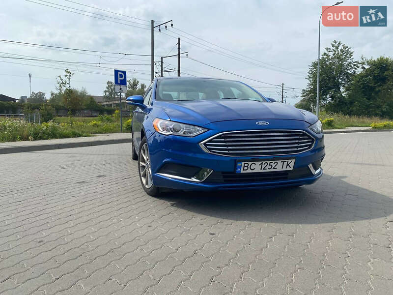 Седан Ford Fusion 2017 в Львове