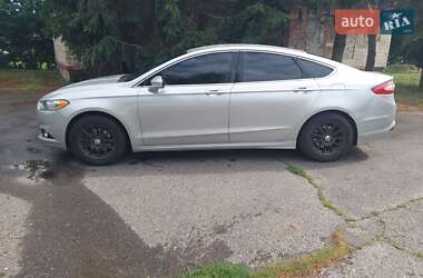 Седан Ford Fusion 2013 в 