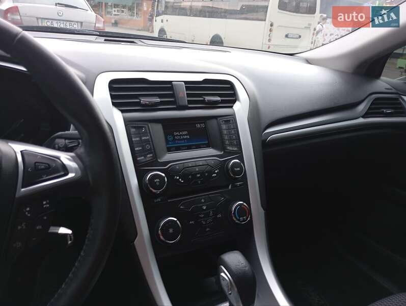 Седан Ford Fusion 2014 в Киеве фото 10 Седан Ford Fusion 2014 в Киеве